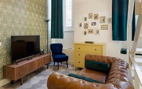 Modern & Stylish Loft - 2 Min From Central Station